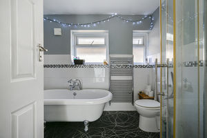 Bath/shower room- click for photo gallery